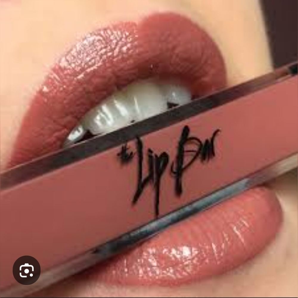 Nib Lipstick - TLB The Lip Bar Bourgeois LBLG11 Shade Sexy Shiny Lips